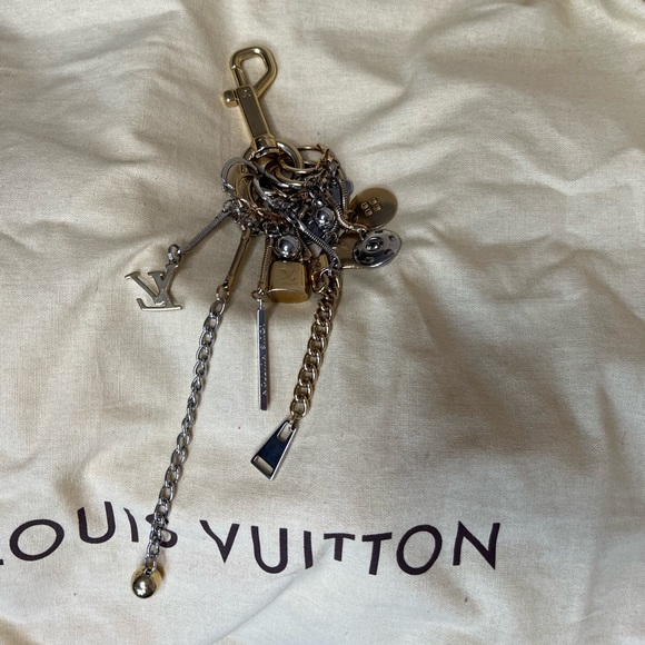 Louis Vuitton Denim Cabas Raye GM Tote Handbag - Picture 16 of 17